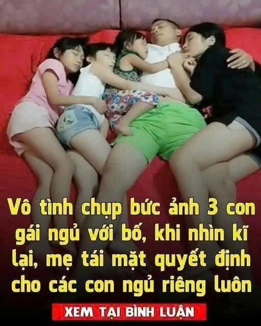 Sau khi chụp bức ảnh 3 con gái ngủ với bố, mẹ xem lại thì giật mình quyết định cho các con ngủ riêng ngay
